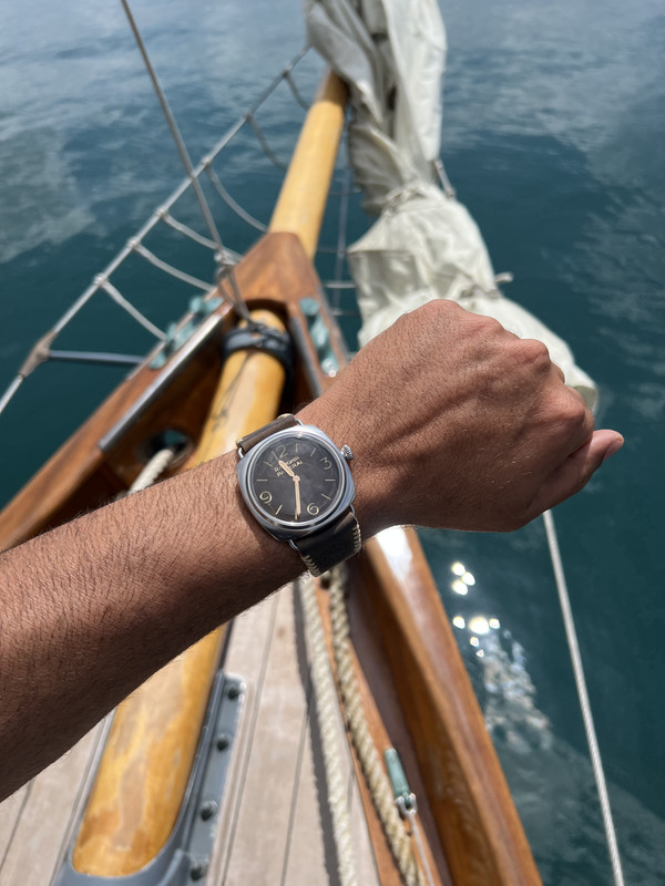 0FEDAE52-A7EB-4996-AA82-D219C4AF0404