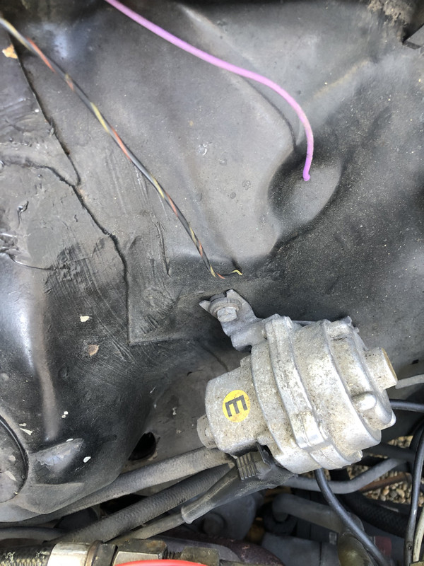 F851D682-CF7B-425A-9833-EC83872E7254