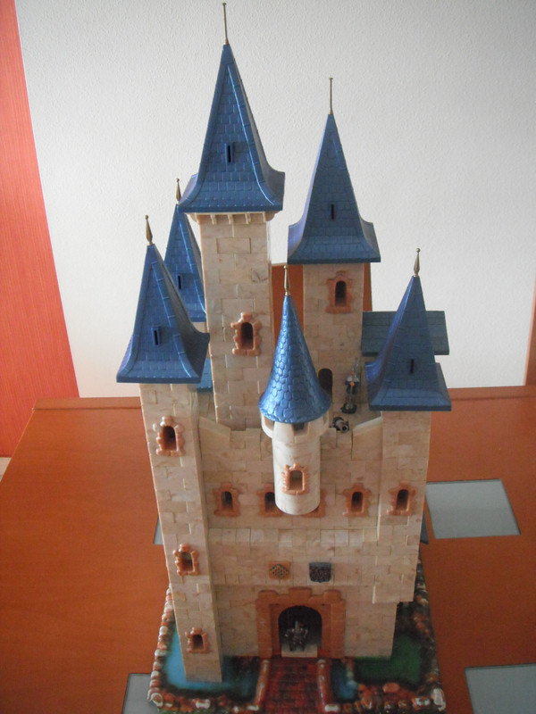 Castillo bávaro de Bölsweunstein - Fachada poste