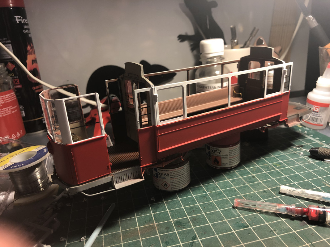 EFD18744-8A4C-4D73-B5F3-22C17893E71B