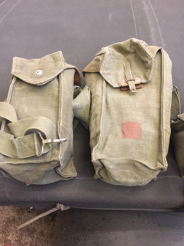 M51 gas Mask bag contents. IMG-1368-1