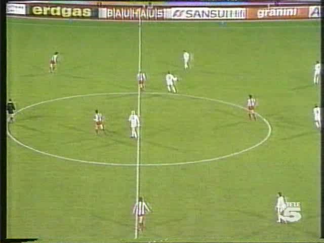 Copa de Europa 1990/1991 - Semifinal - Vuelta - Estrella Roja Vs. Bayern Múnich (480p) (Castellano) 2