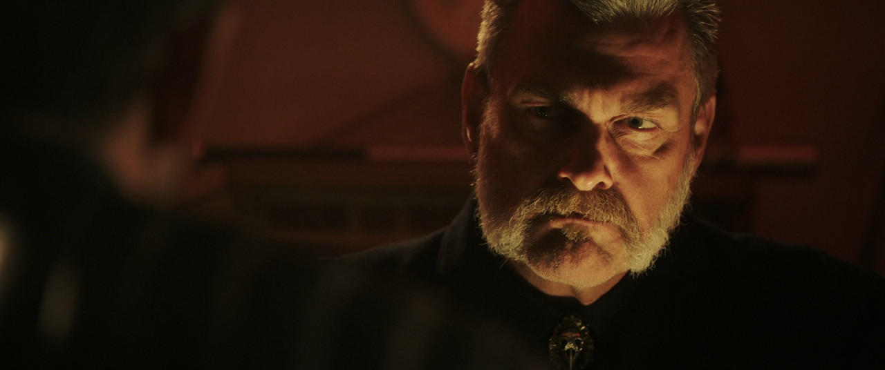 Accident Man (2018).mkv_snapshot_00.44.49_[2018.02.08_22.39.23]