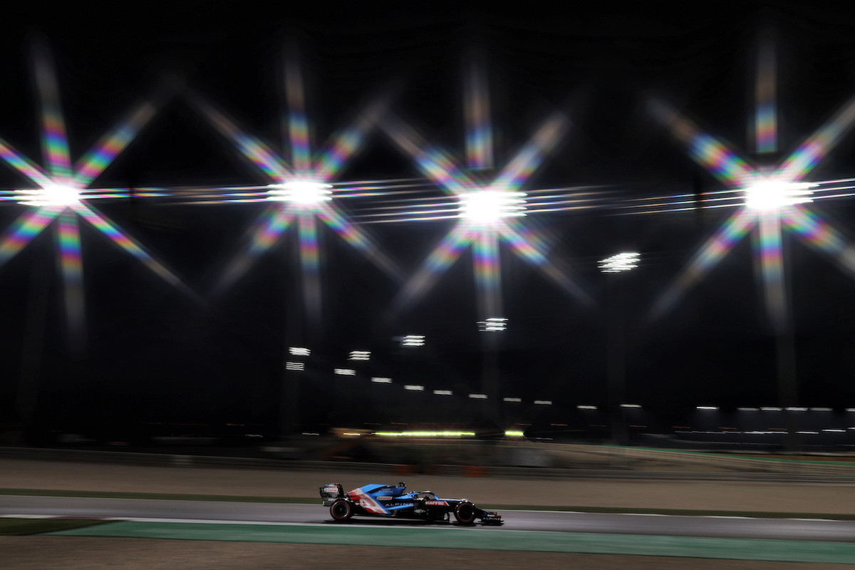 [Imagen: f1-gp-qatar-sabato-303.jpg]