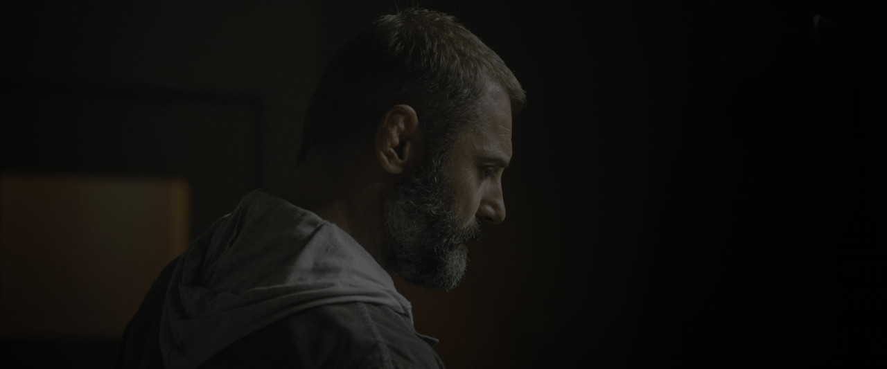 Beast (2026) 2160p WEB DL 4K DV HDR10 Latino Inglés mkv snapshot 00 23 10 848