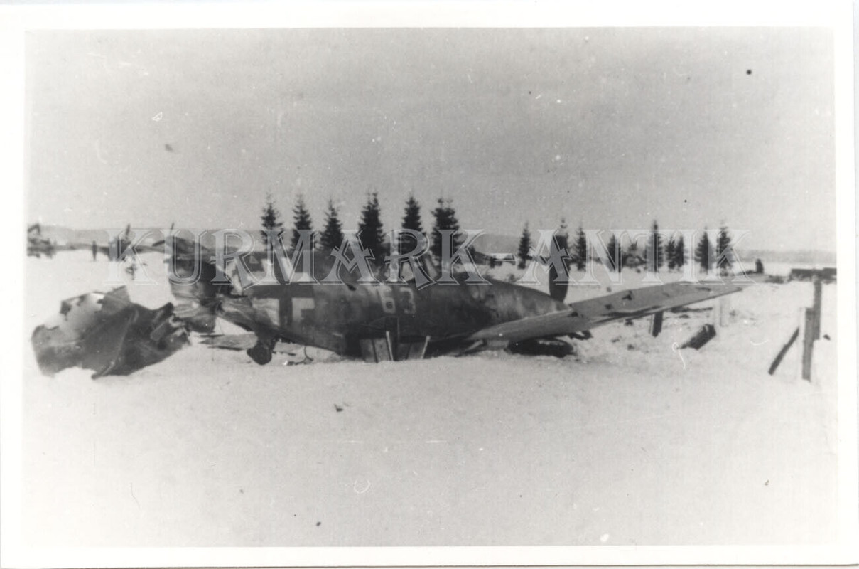 S893 Foto Wehrmacht Archiv Repro Luftwaffe Flugzeug Me109 weiße 63 crash !