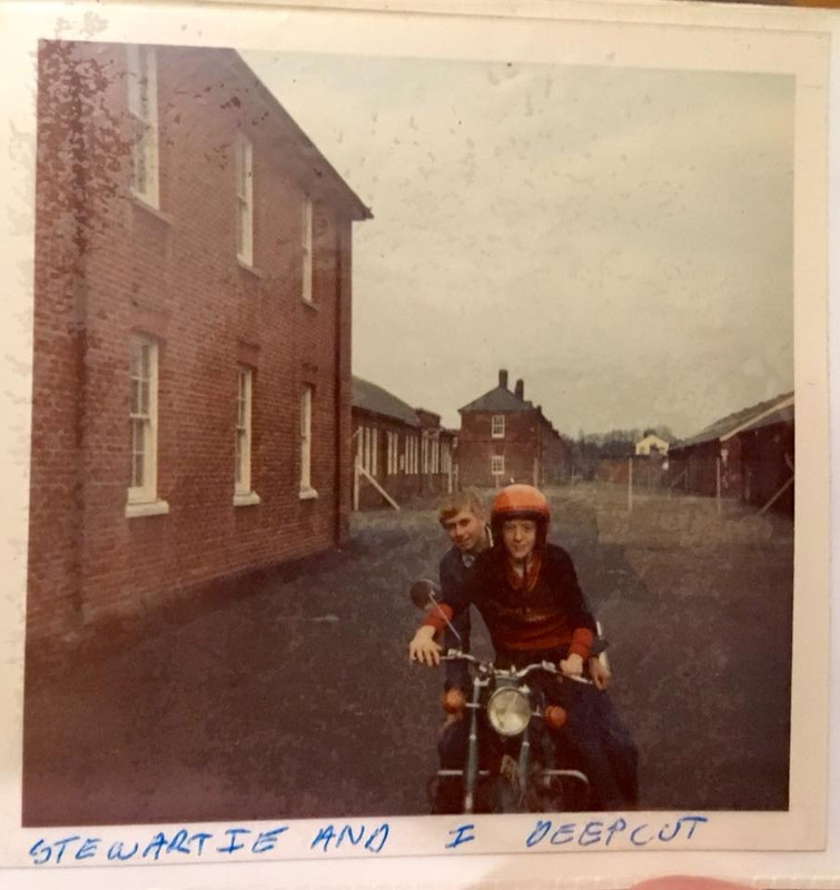 9C7DC30F-68A3-46A4-81DF-2023BAD63A2A