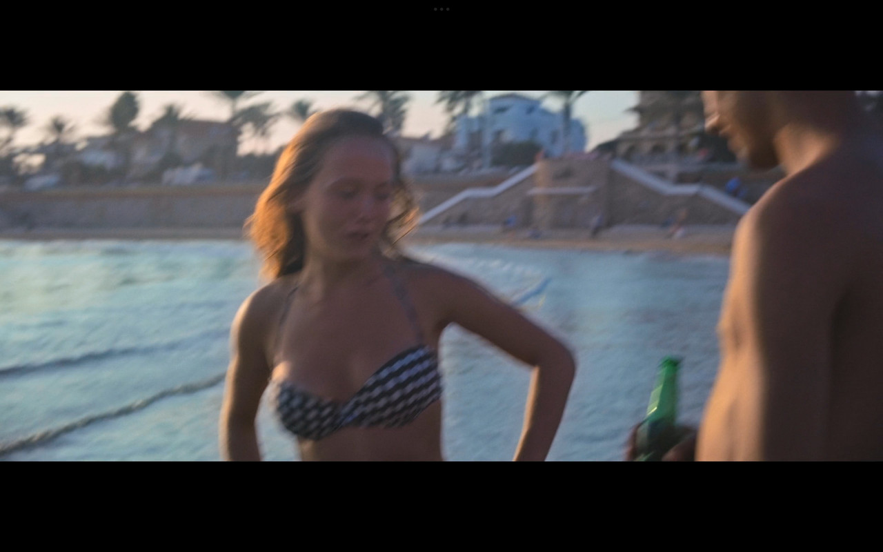 Screenshot_2025-02-13-22-37-41-156_com.mxtech.videoplayer.pro