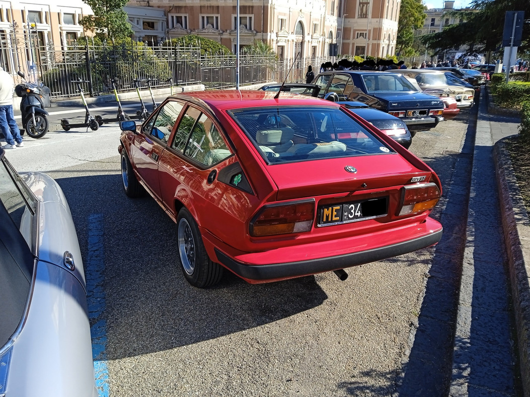 i.postimg.cc/DZTc9DBx/alfa-GTV2.jpg