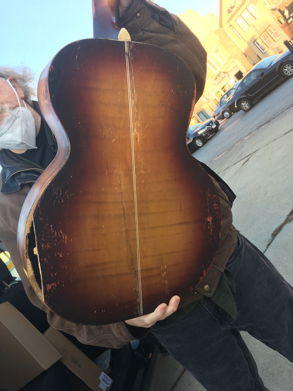 CEC4C68A-10E9-412E-BAFA-EF316C90FEA4