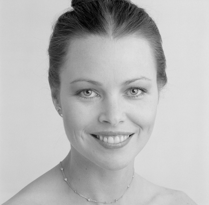 michelle_phillips_b21