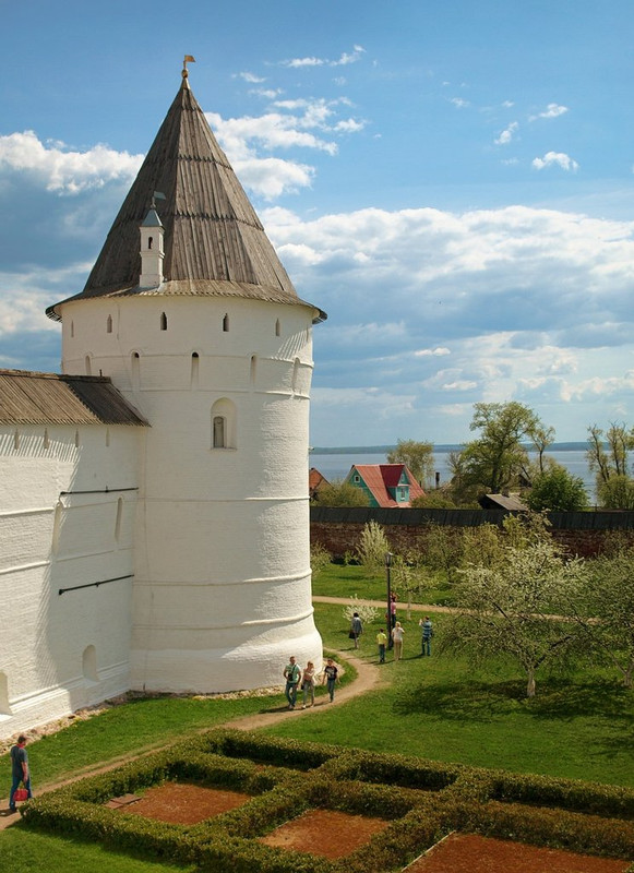 white-oast.jpg