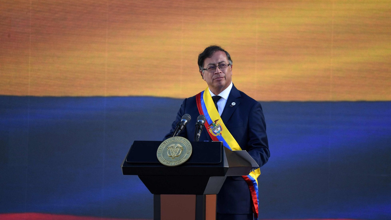 Gustavo Petro toma posesión como Presidente de Colombia