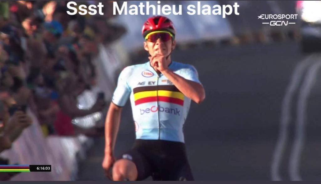 4985DCC2-27D8-42A2-A8B8-915E1DC1293E