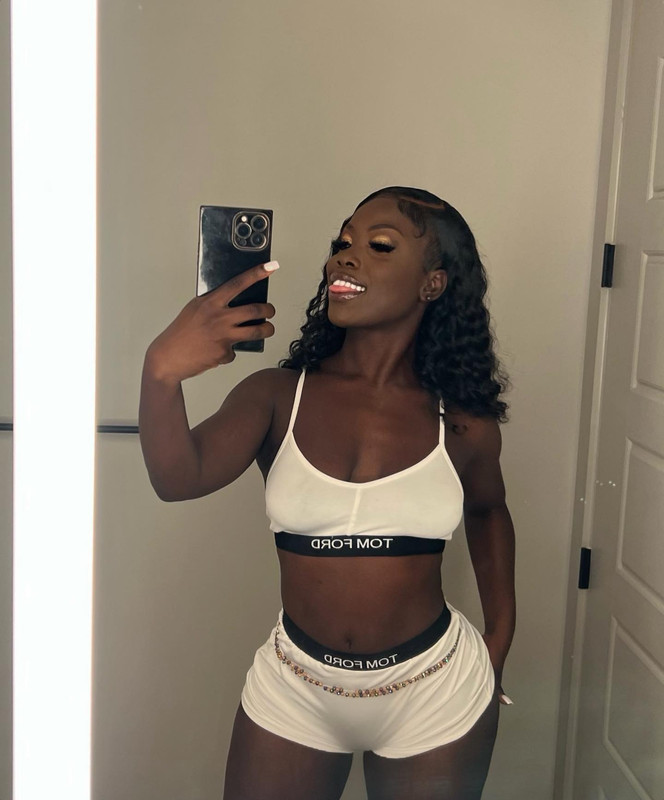 cire.traore posts 2023-05-21 12.58 CshIyMYO5XY_6_8 347925915_3609923549295322_342801765244390977_n