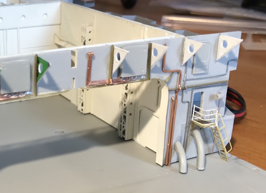 << USS Hornet CV-8 Merit International | N° 62001 | 1:200 >> - Page 4 Screenshot-2020-05-01-13-06-00-668