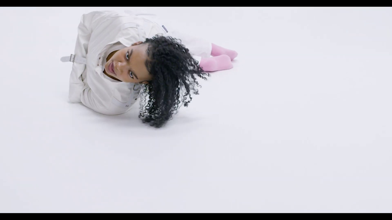 Jessenia Mills - Asylum (3)