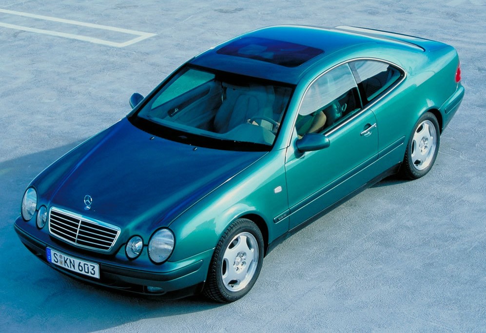 Mercedes-Benz-CLK320 (C208) 1997-2002