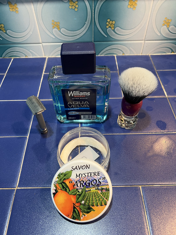 7675AF8E-C2C6-4343-9B63-0213B5850AD4