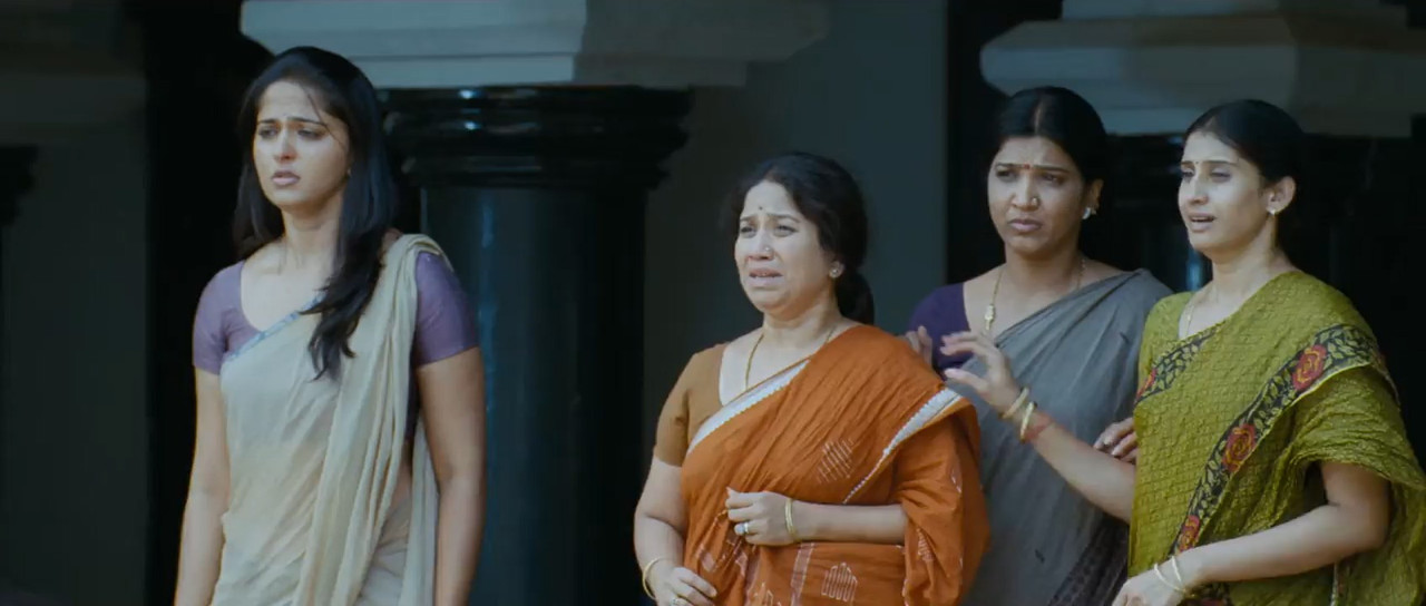 Mirchi 2013 WebRip [Hindi + Telugu] 480p, 720p ESub Screenshot