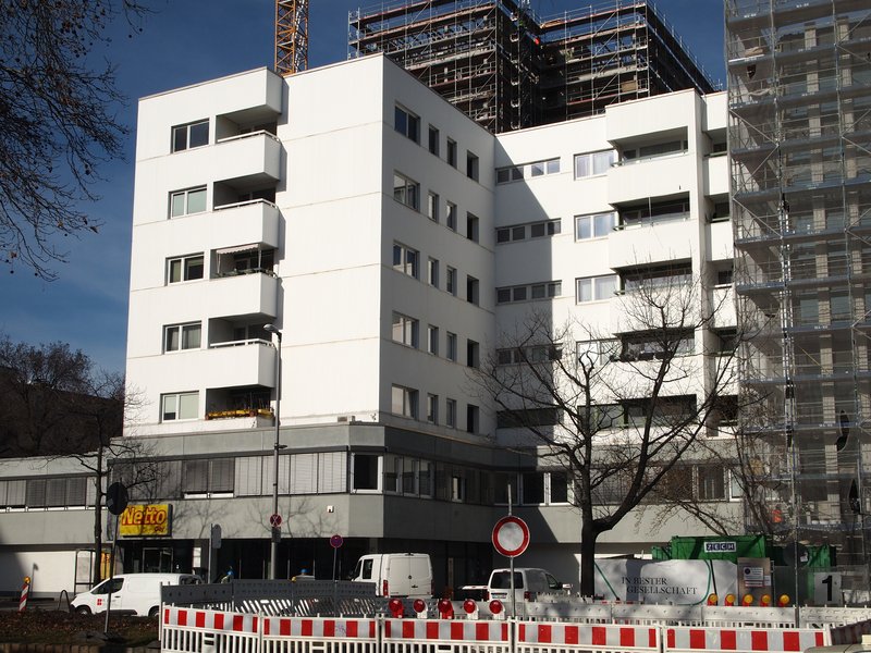 Kurf-rstenstra-e.jpg