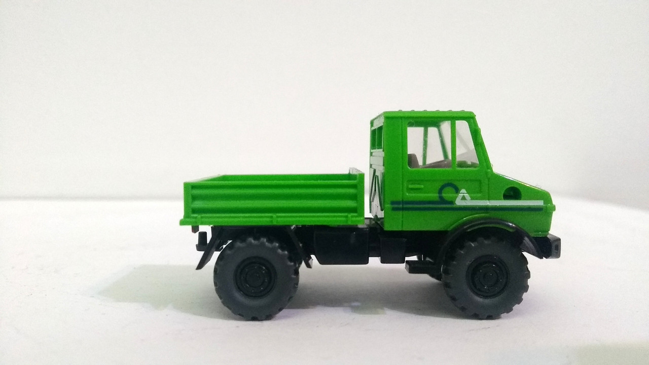 Mach (2459)