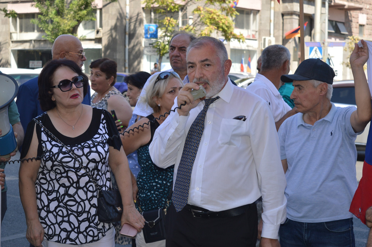 397325150_2661040707361745_5931097223071021267_n (18)