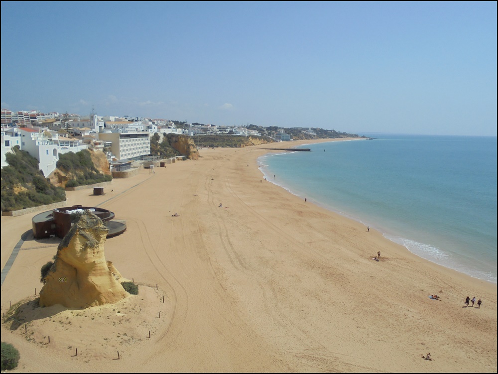 Albufeira-beach-040421-1