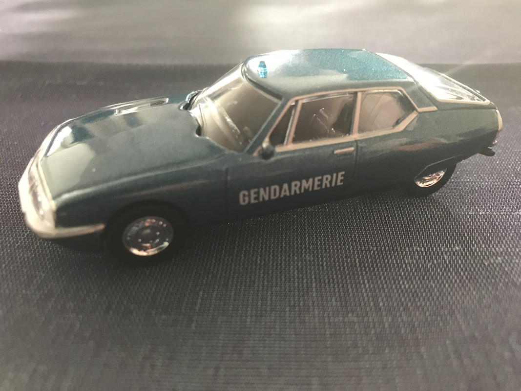 3F3DC930-06FA-45D6-9146-0EA033C97EAE