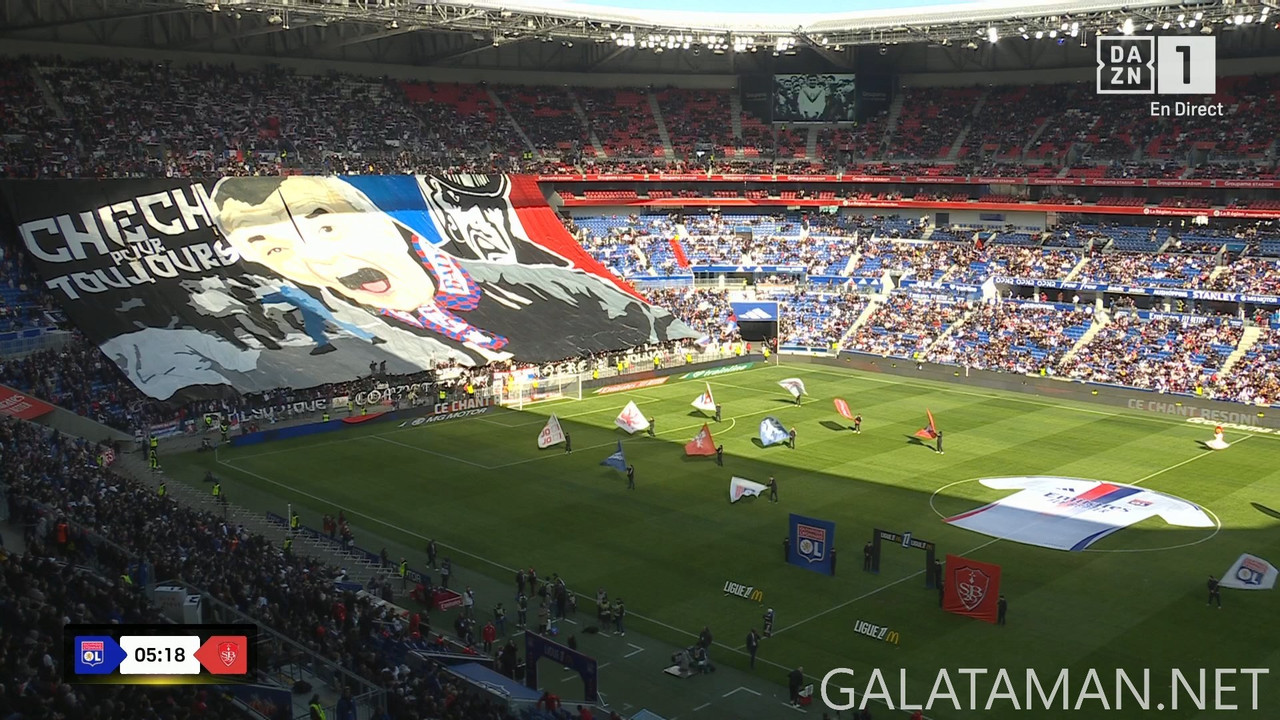 [Image: 03-02-14-45-04-DAZN-1-FHD-Olympique-Lyon...02-192.jpg]