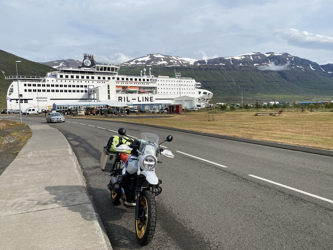 68211C58-A346-40AE-B70B-89B28674273B