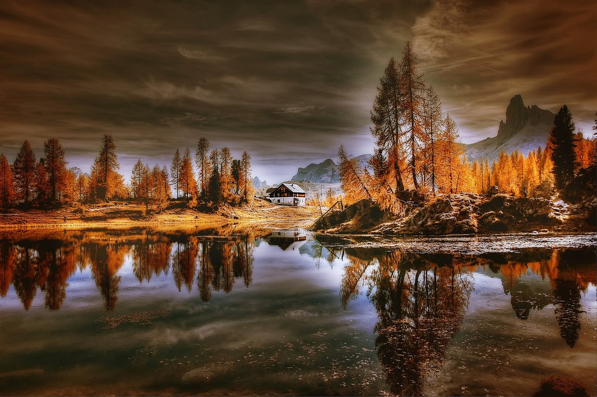 brown-cabin-2961098-1280.jpg