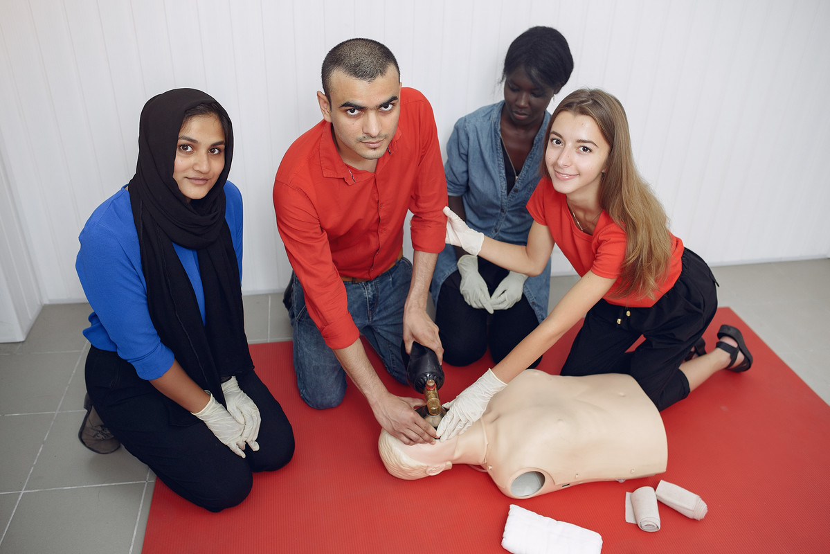 first-aid-training-courses