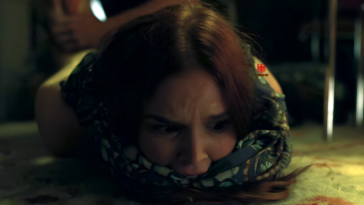 Emily Tyra 4 - Flesh and Bone S01E04