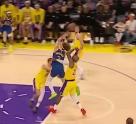 [Live] 勇士 @ 湖人 - 美國職籃 - PTT.BEST 批踢踢爆文 2