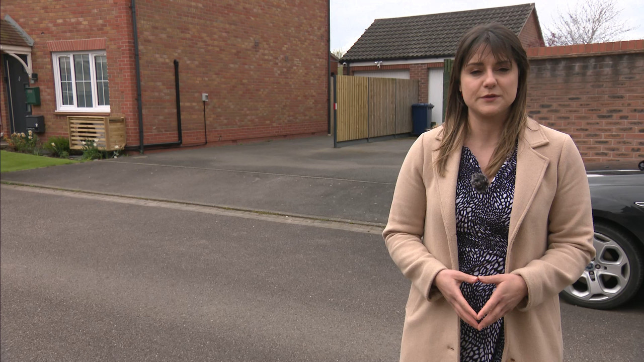 ITV News London 2022_04_05_18_00_00 - 1.ts_snapshot_10.02.533