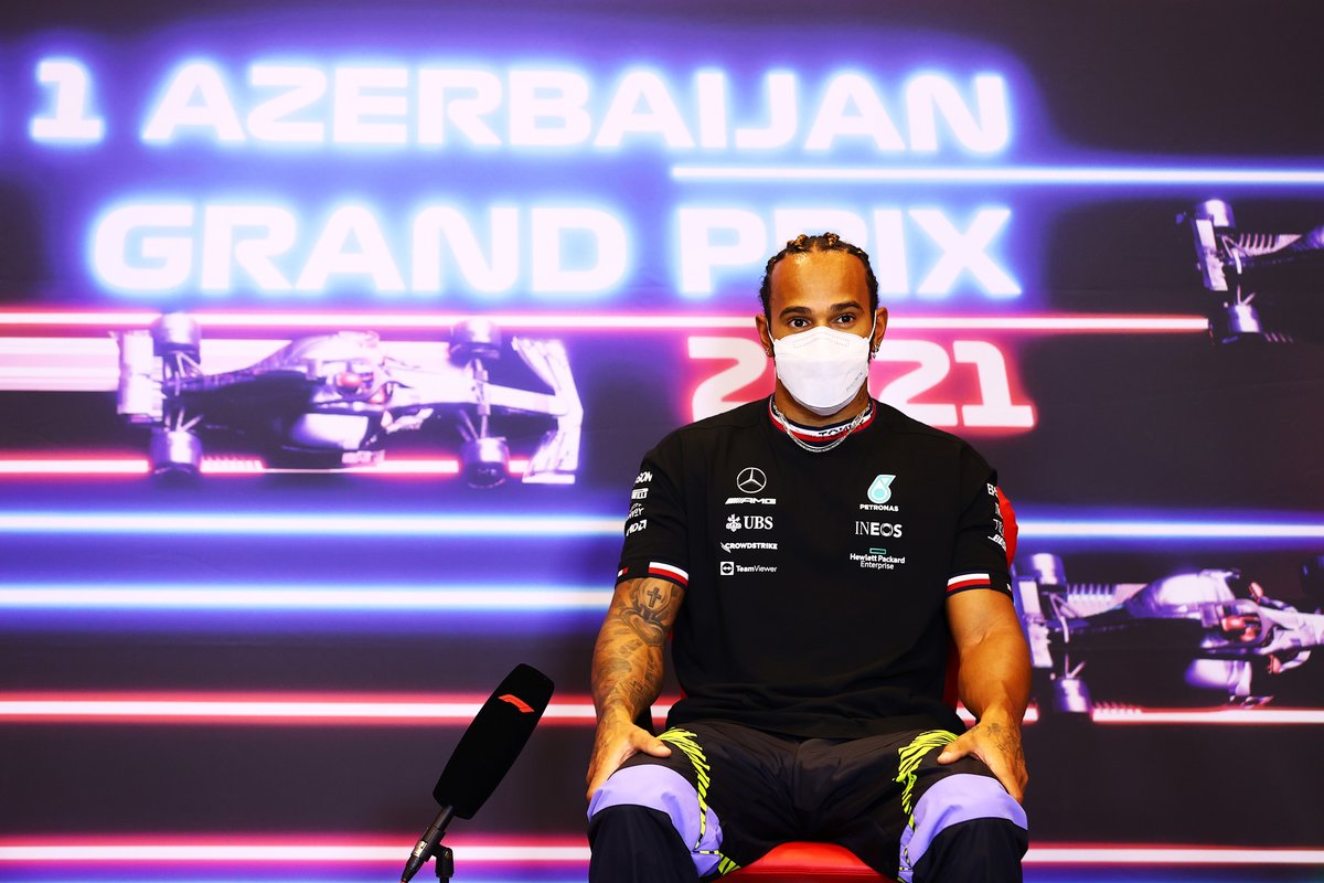 lewis-hamilton-mercedes-at-pre-1 (1)