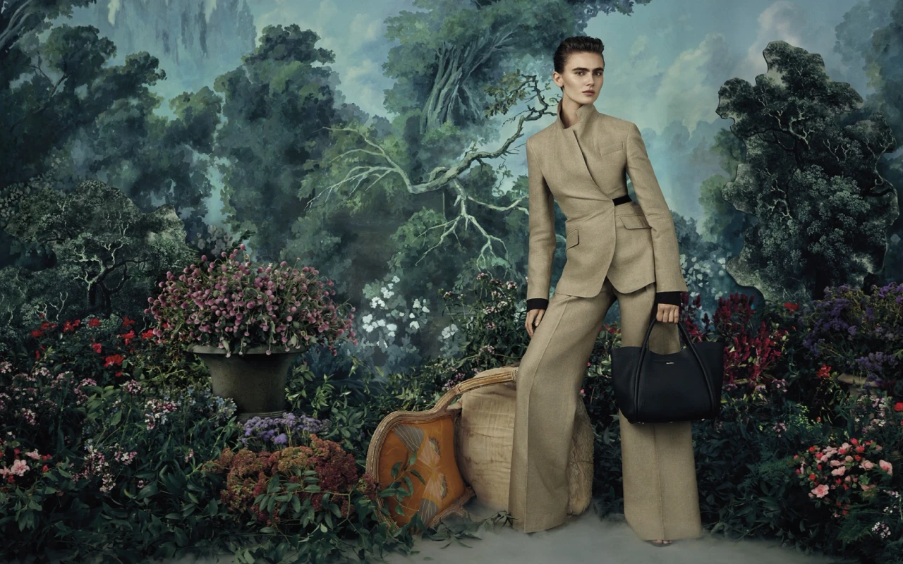 The MaxMara Universe