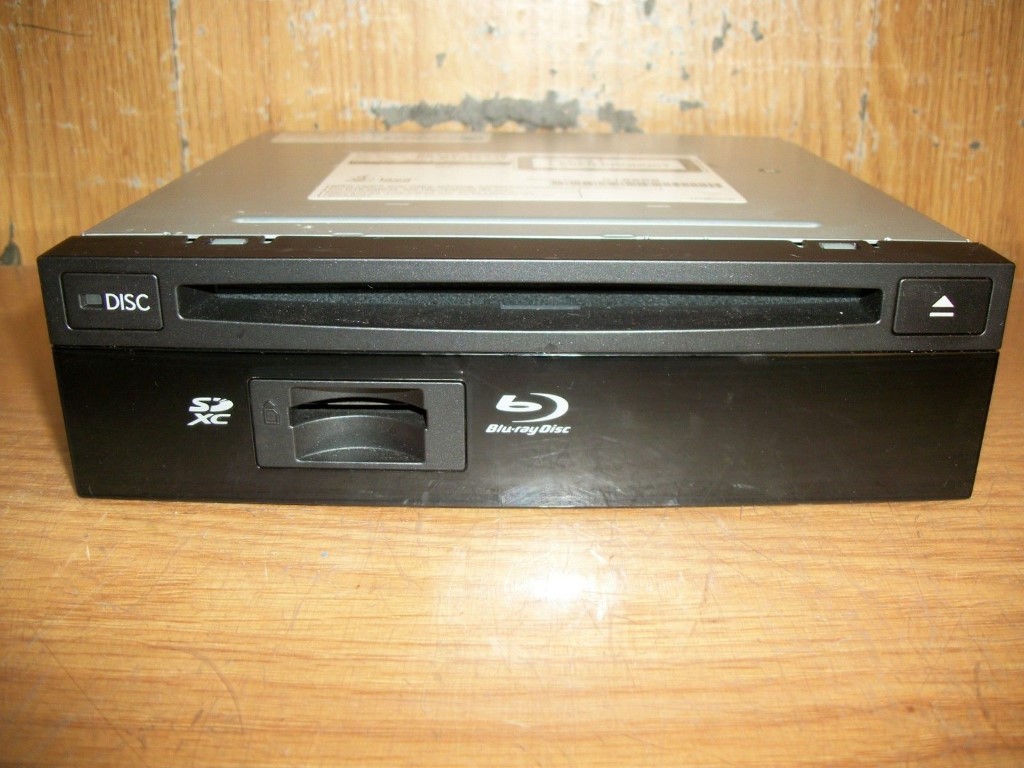 factoryblurayplayer-1-Medium.jpg