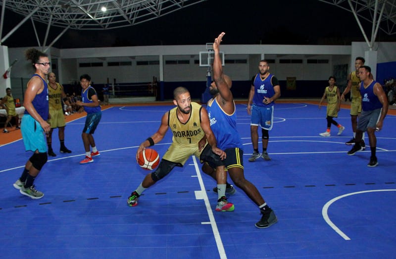 Dorados vence a Pescadores en el arranque del Circuito de Baloncesto