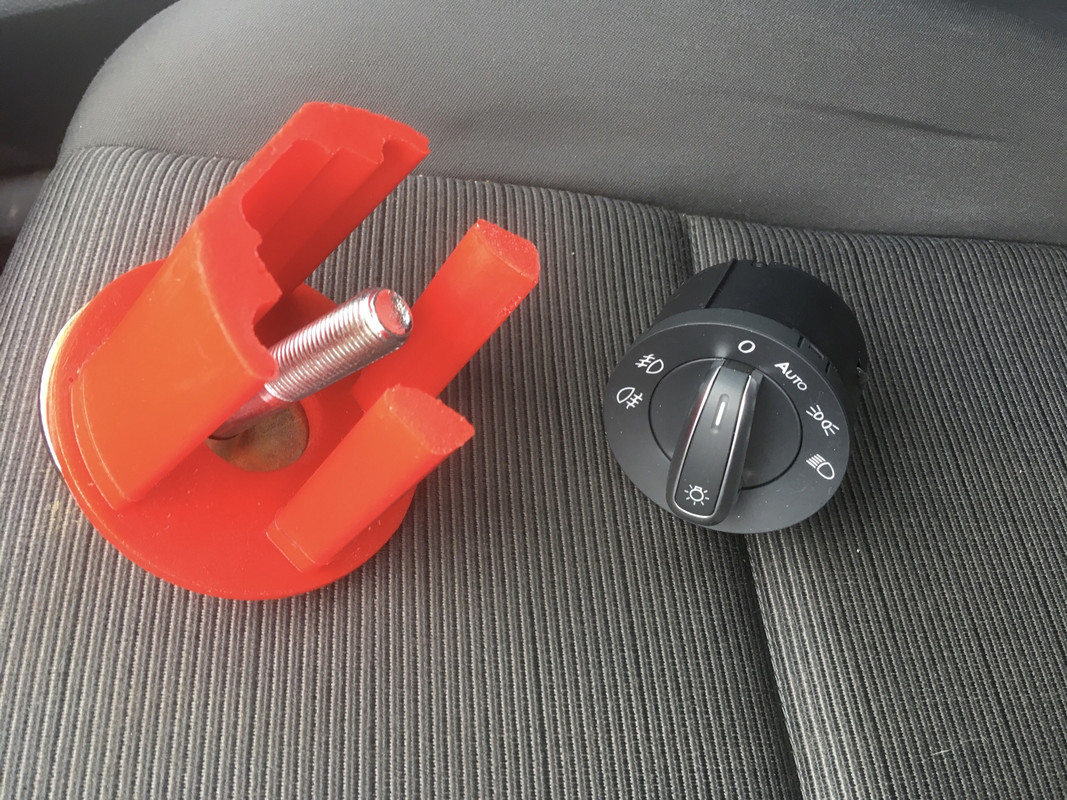 0AE44E8D-A3EC-4F41-82AB-AC9804FEA254