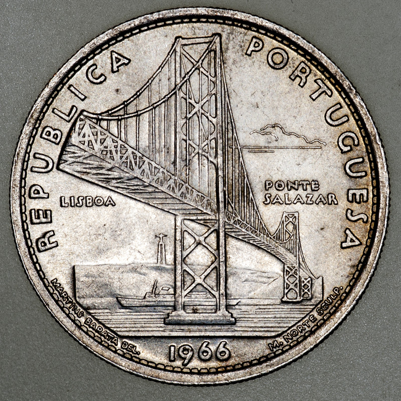 20 escudos Portugal 1966. Puente Salazar (actualmente Puente 25 de Abril). PAS6484