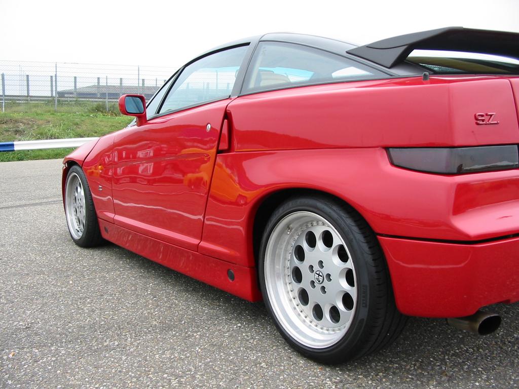 Alfa_Romeo_SZ