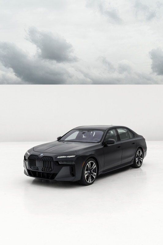 P90458262_highRes_der-neue-bmw-760i-xd