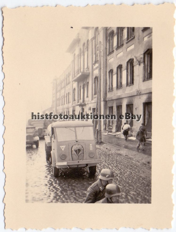Orig. Foto französische Beute Lkw Truck Tankwage