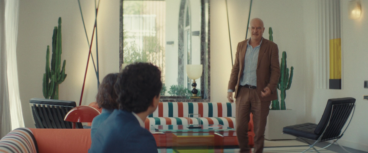 vlcsnap-2025-03-09-18h44m29s531