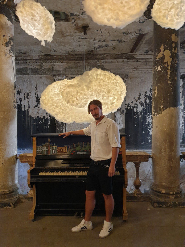 6431F439-C5EA-40A1-B2F6-AF0E63F9F86A