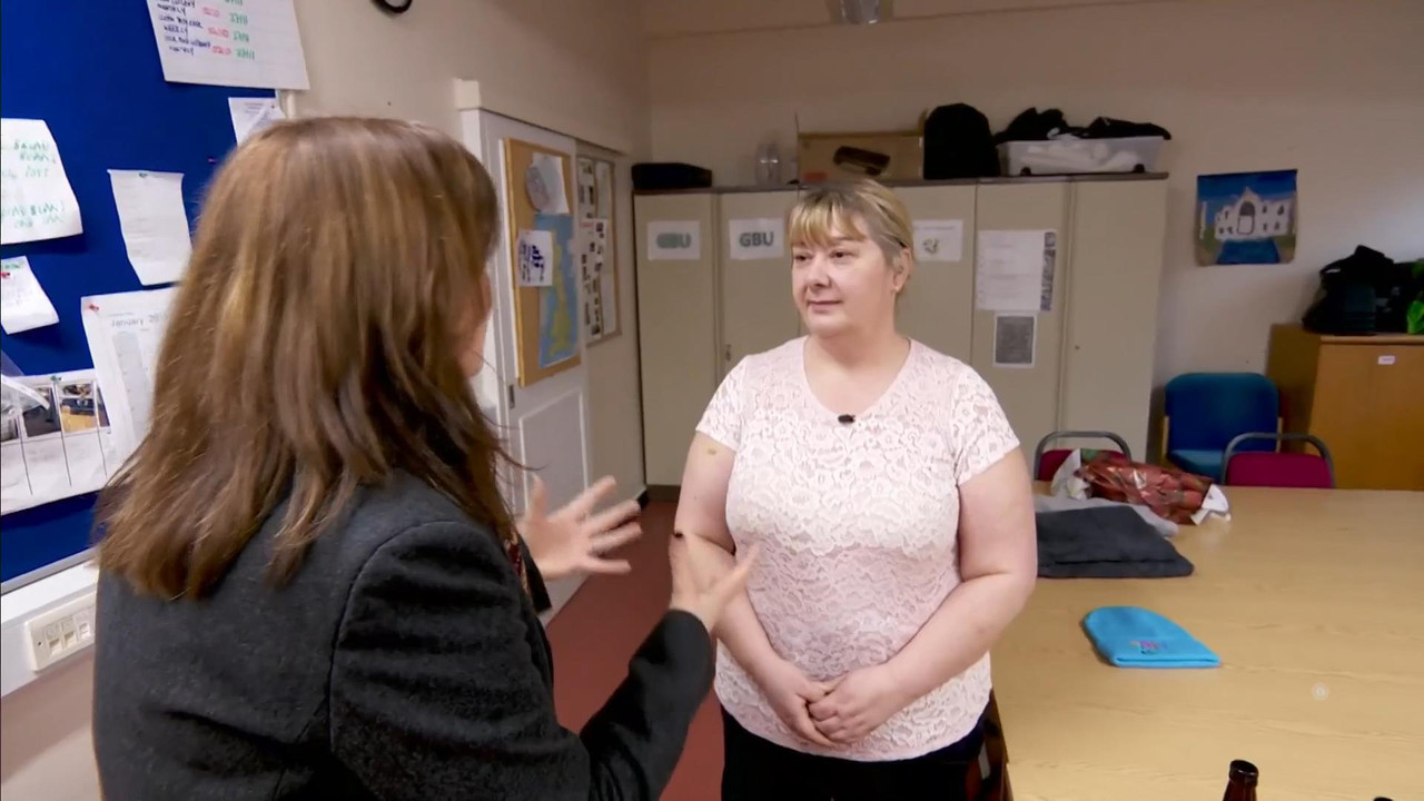 07 January - 18.00.00 - ITV News London. The latest news and wea