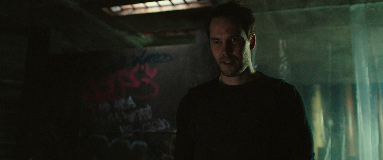 American Assassin 2017 (1080p x265 10bit Tigole).mkv_snapshot_01