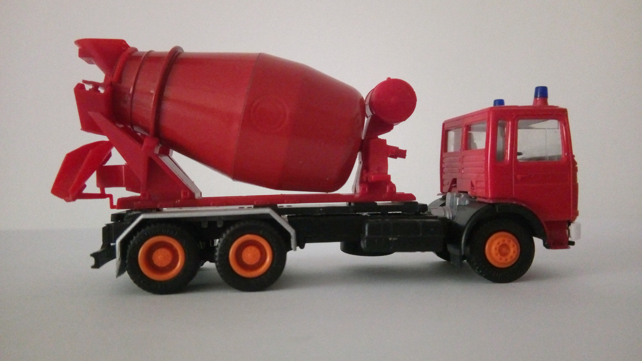 Mach (7445)
